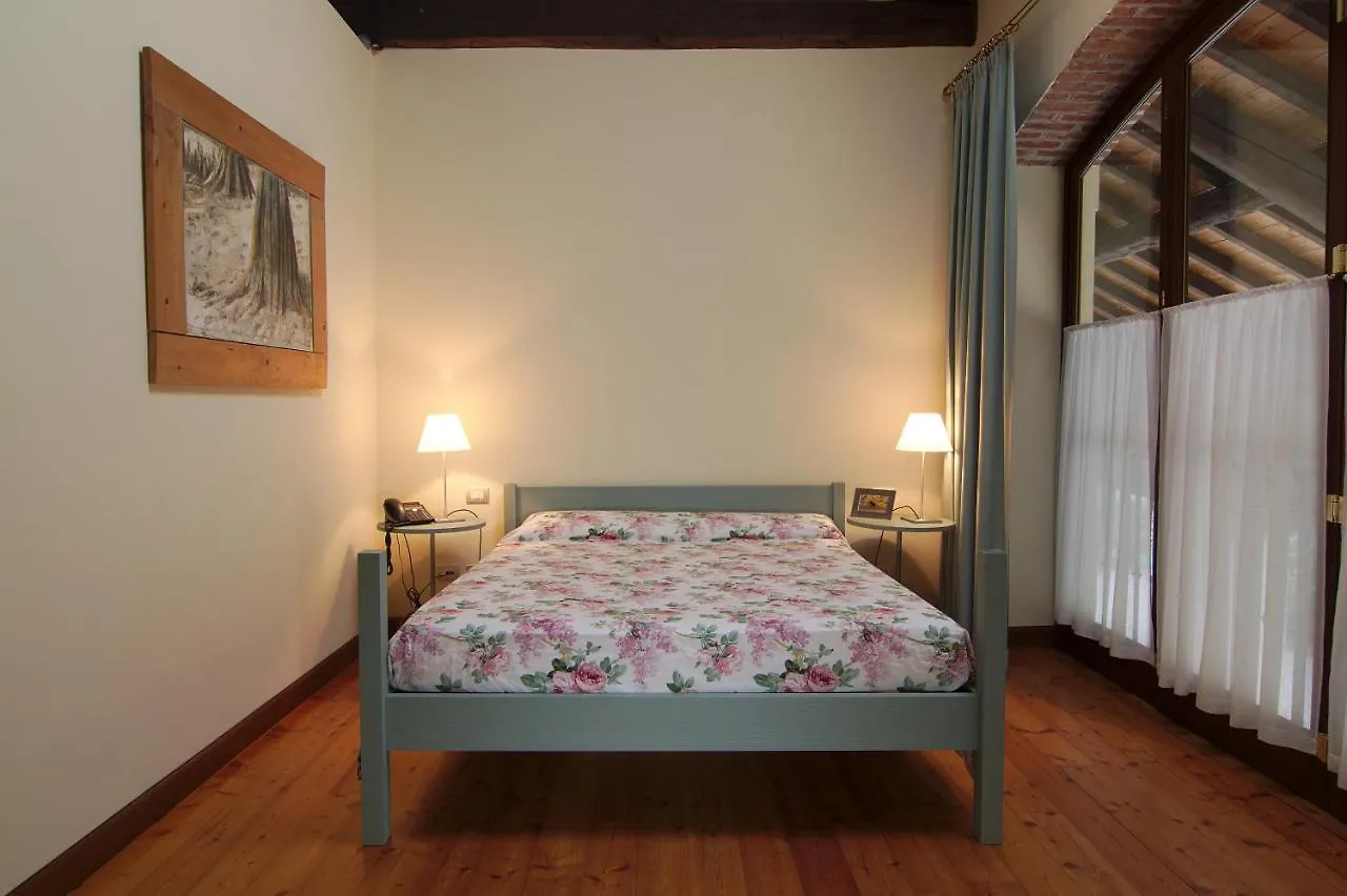 Polidora Bed & Breakfast Laveno-Mombello 0*,